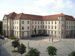 Hauptgebäude