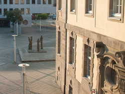 Gerichtsplatz mit Gerichtsstraße 22 Gerichtsplatz mit Gerichtsstraße 22