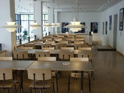 Blick in die Kantine Blick in die Kantine